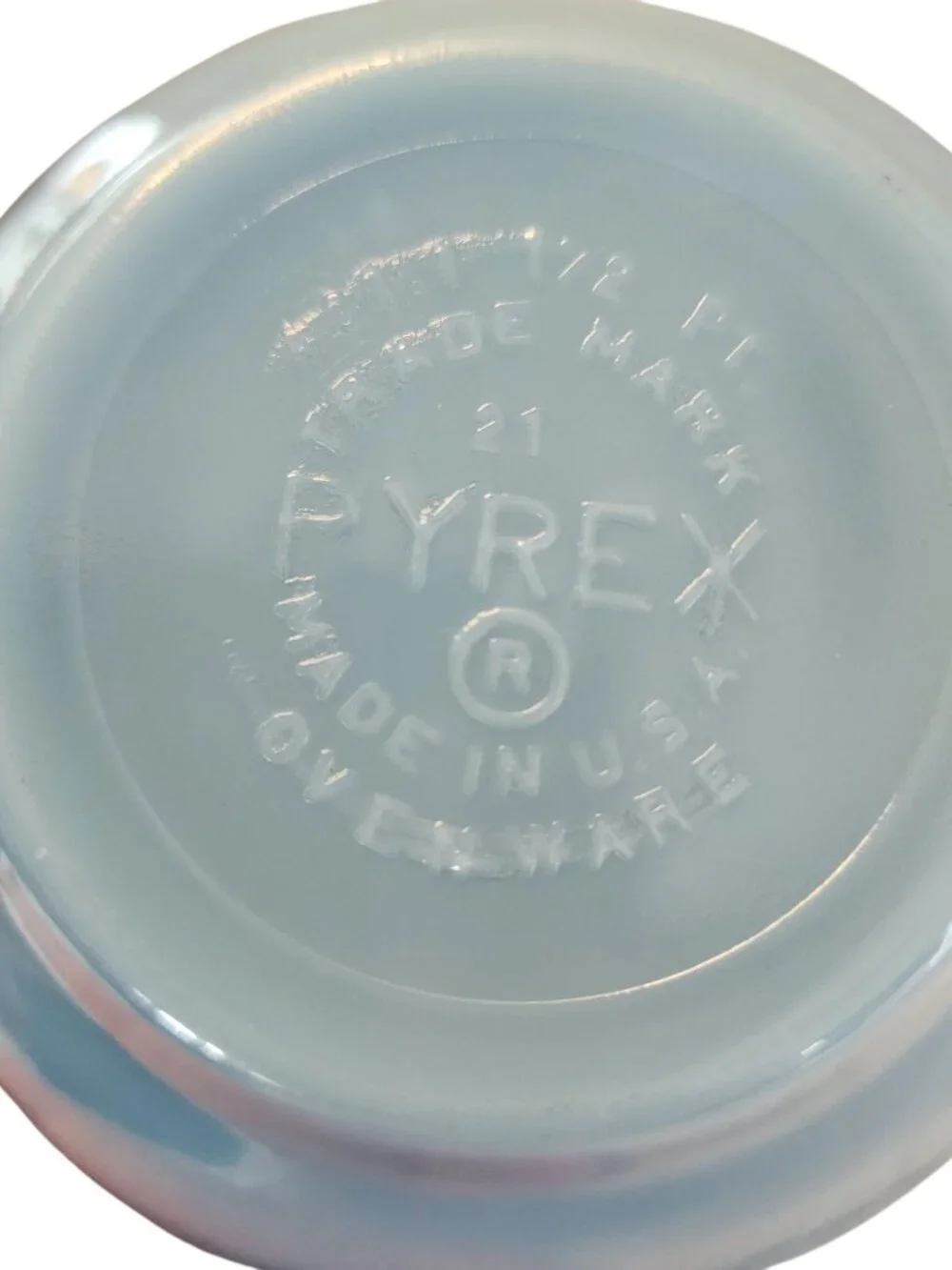 Pyrex BLUEBELL 1 1/2 Pint Oven Proof Bowl Very Nice Condition
